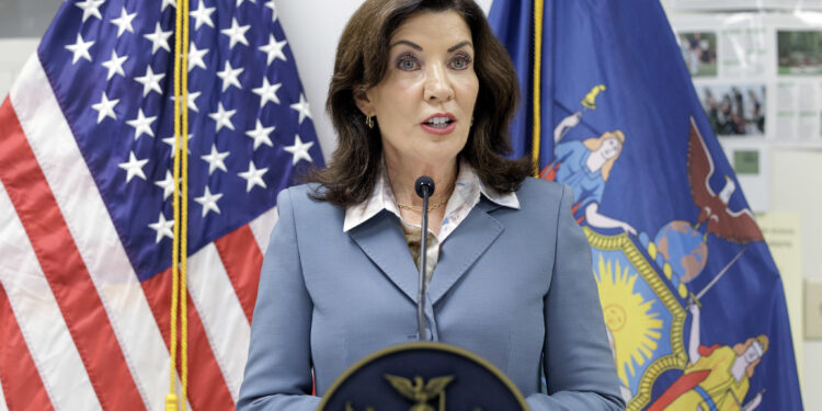 Governor Hochul Advances Climate Initiatives with Major Renewable Energy Projects and Municipal Grants