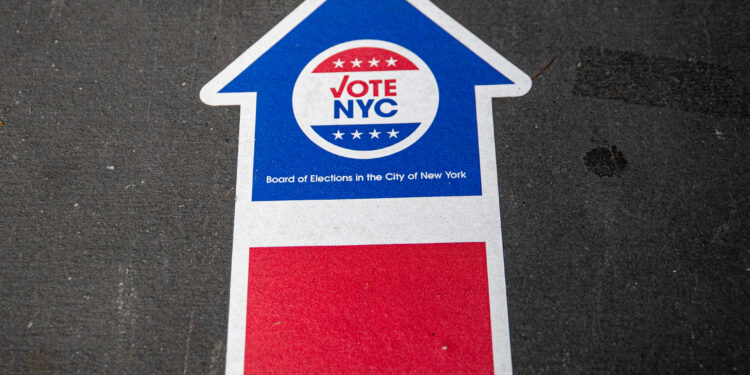 Zohran Mamdani Holds Early Lead in New York City Mayoral Race