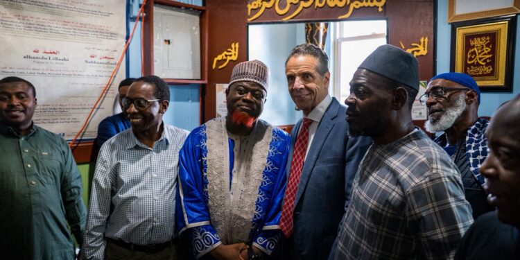 Cuomo’s Visit to Darou Salam Mosque Highlights Push for Arabic Charter School