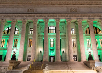 Governor Hochul Proclaims Muslim American Heritage Month, 16 Landmarks Lit Green